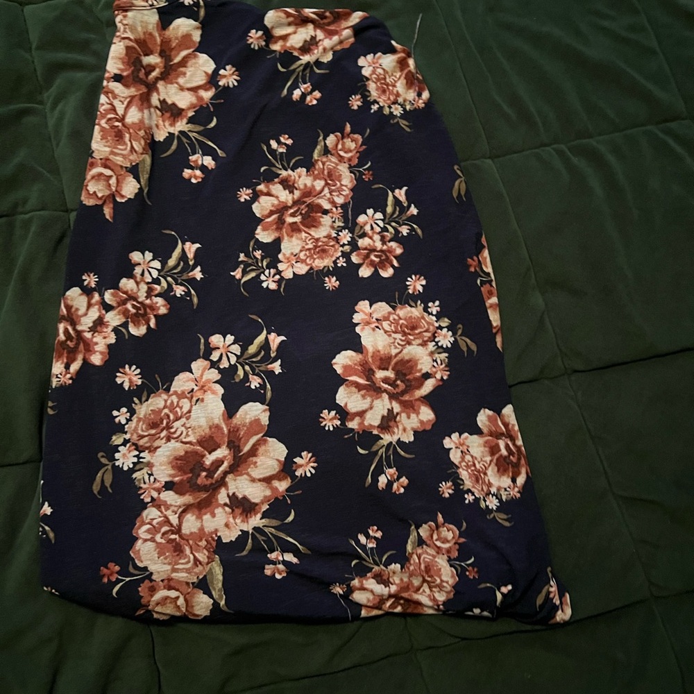 Floral Print Women's top and FAITH sweater BUNDLE